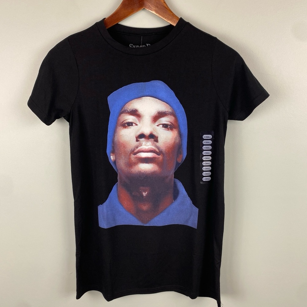 NWT Women’s Snoop Dogg Beanie Profile Graphic T-Shirt